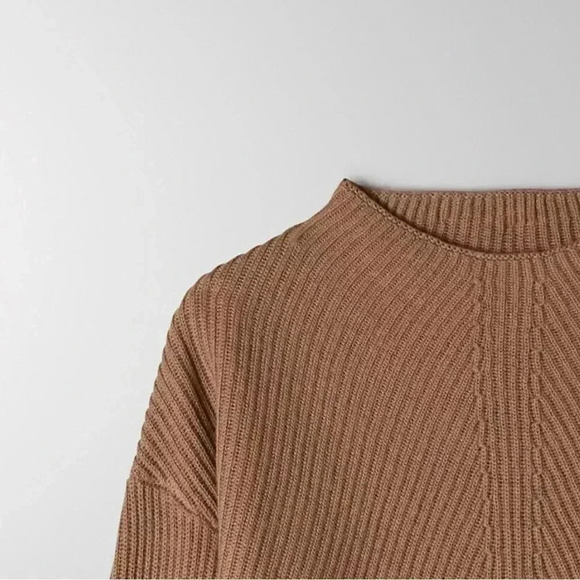 Aritzia Babaton Chalmers Sweater Wool Blend Mock Neck Curved Hem Brown size S - Picture 5 of 8